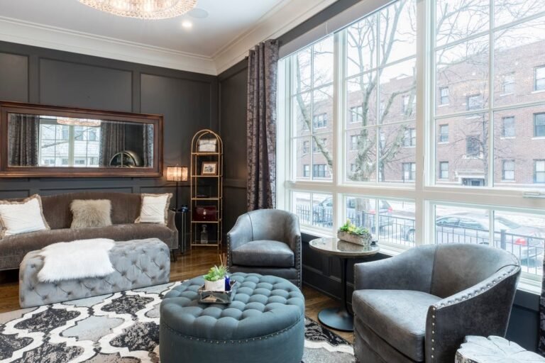 What standards help you arrange your living room ideal?