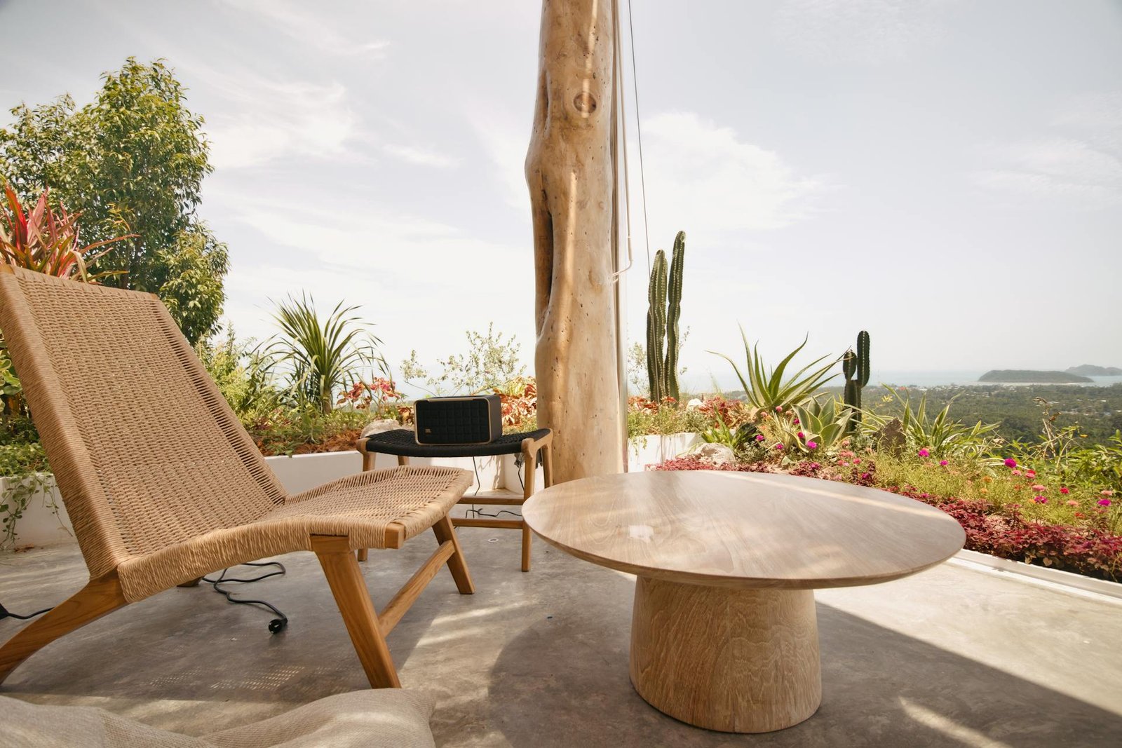 Smart Interior Design Ideas for Small Spaces: Turning Limitations into Artful Living