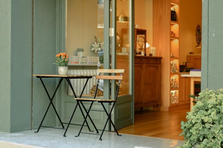 A Comprehensive Guide to Choosing a Reliable OEM/ODM Furniture Manufacturing Partner