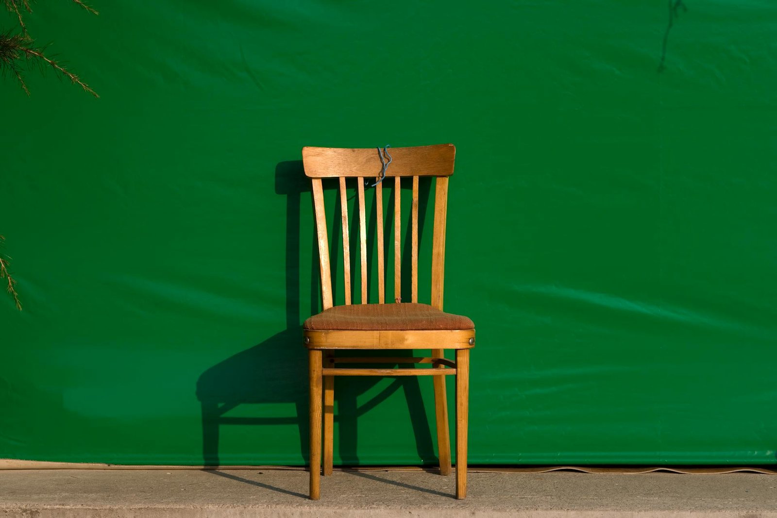 How to Choose Sustainable Furniture for Your Business