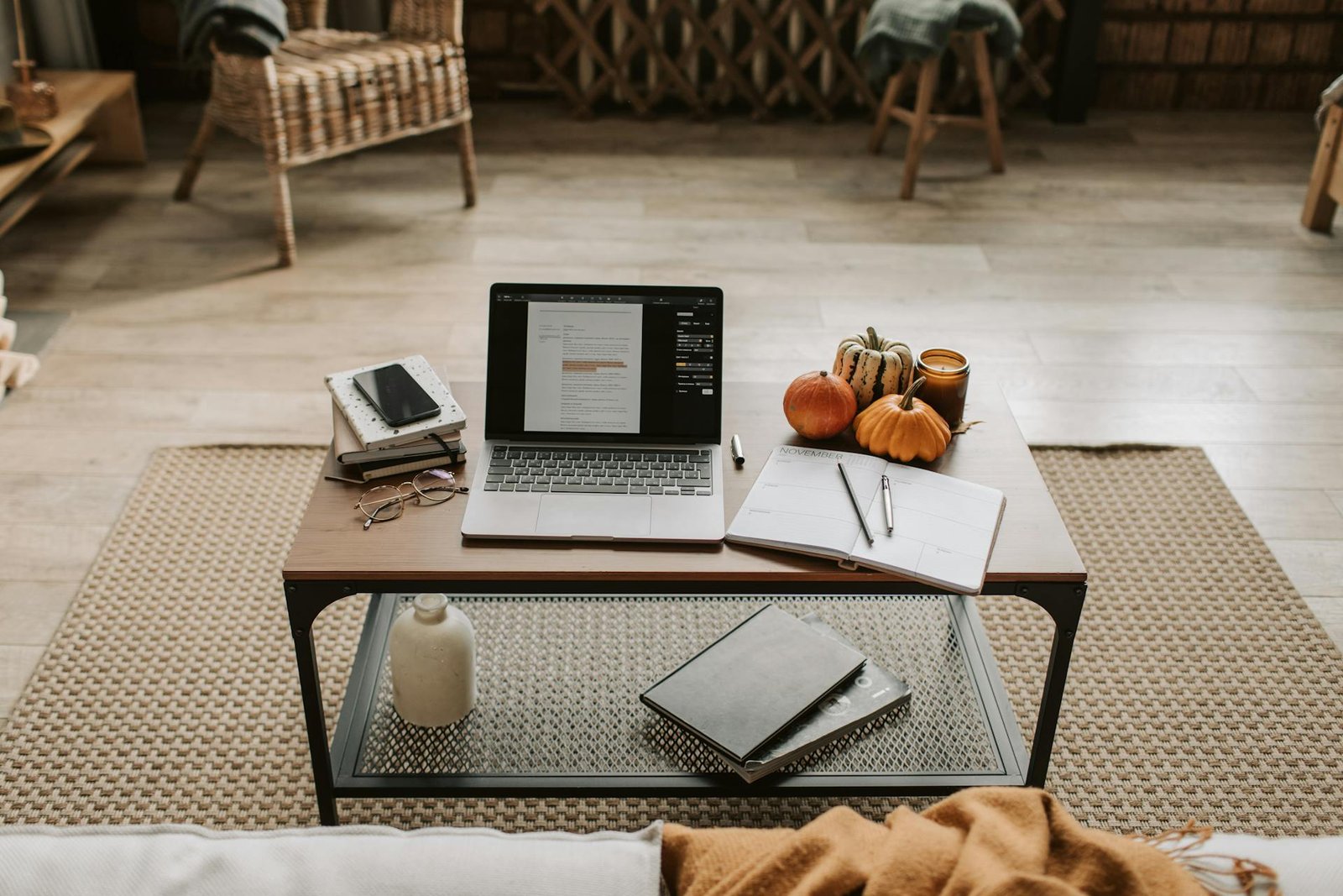 How Manufacturers Reduce Waste in Furniture Production